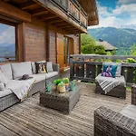 Isatys - Ovo Network Chalet *